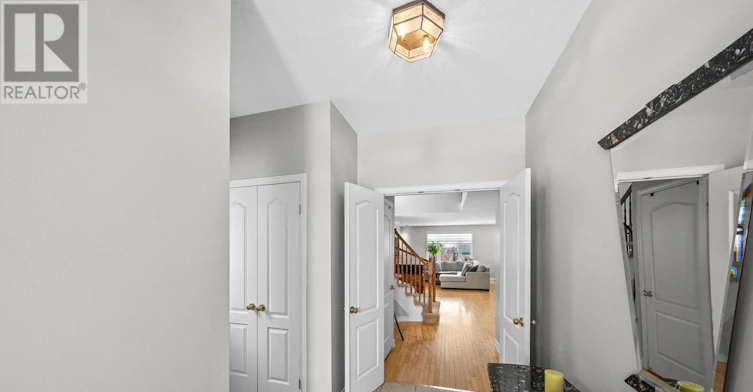 6A Rosetta Avenue, Ottawa, ON, K2G 6T5 - 4