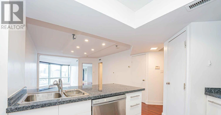1618-1001 Bay Street, Toronto, ON, M5S 3A6 - 16