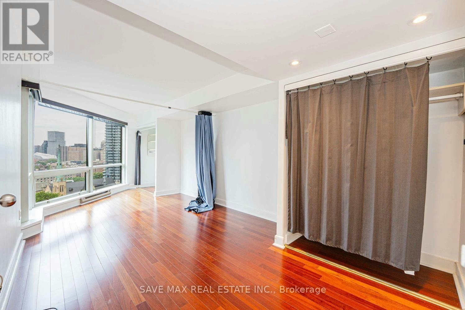 1618-1001 Bay Street, Toronto, ON, M5S 3A6 - 19