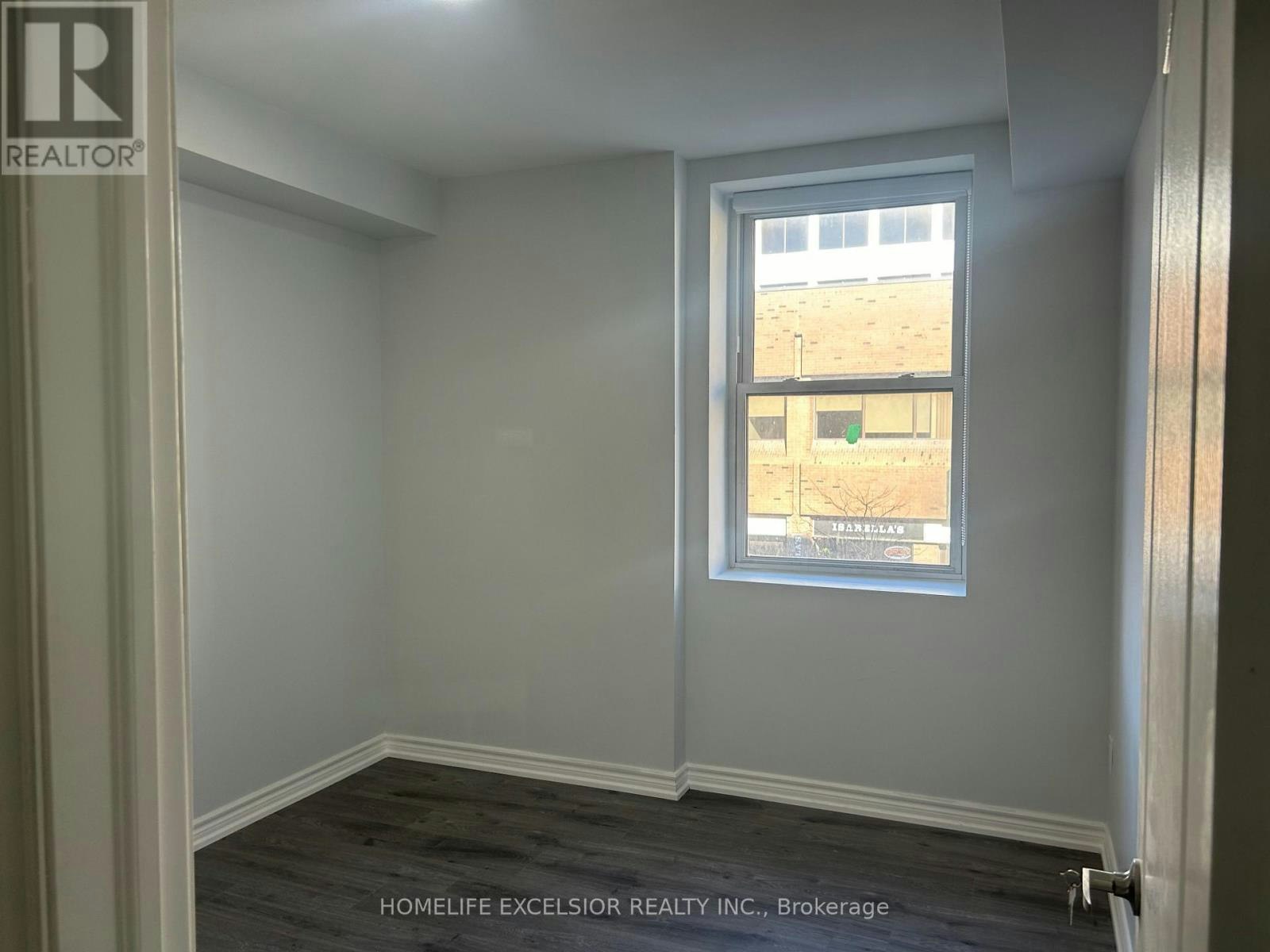 3-3 Simcoe Street S, Oshawa, ON, L1H 1A9 - 3