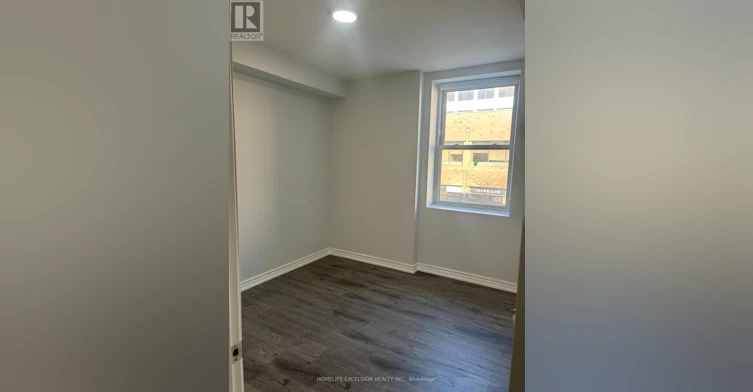 3-3 Simcoe Street S, Oshawa, ON, L1H 1A9 - 2