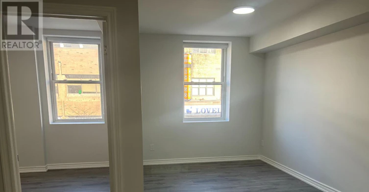 3-3 Simcoe Street S, Oshawa, ON, L1H 1A9 - 4