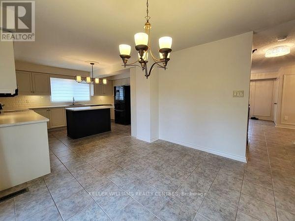 19 Northview Crescent, Barrie, ON, L4N 9T4 - 12