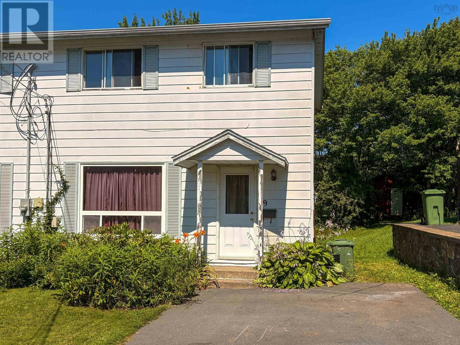 19 Brompton Road, Dartmouth, NS, B2W 4M5