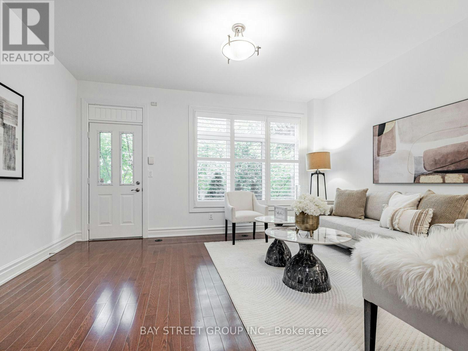 35 William Poole Way, Toronto, ON, M2N 7A6 - 16