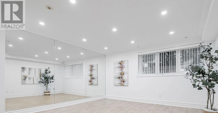 35 William Poole Way, Toronto, ON, M2N 7A6 - 20