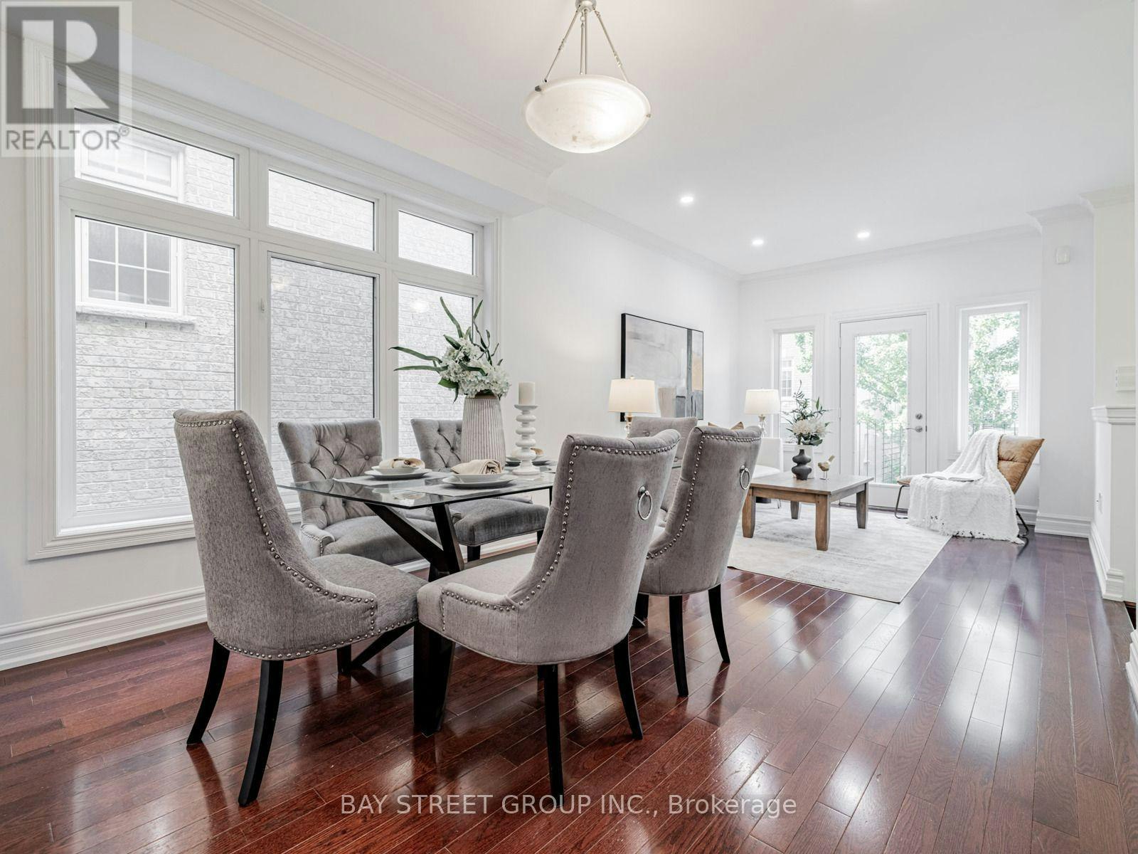 35 William Poole Way, Toronto, ON, M2N 7A6 - 10