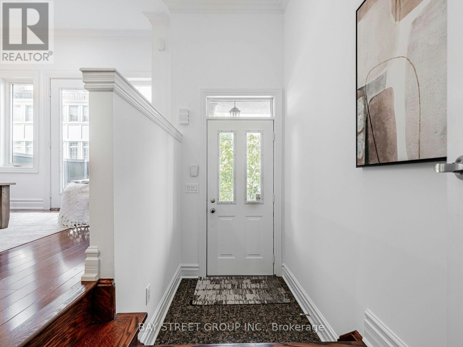 35 William Poole Way, Toronto, ON, M2N 7A6 - 4