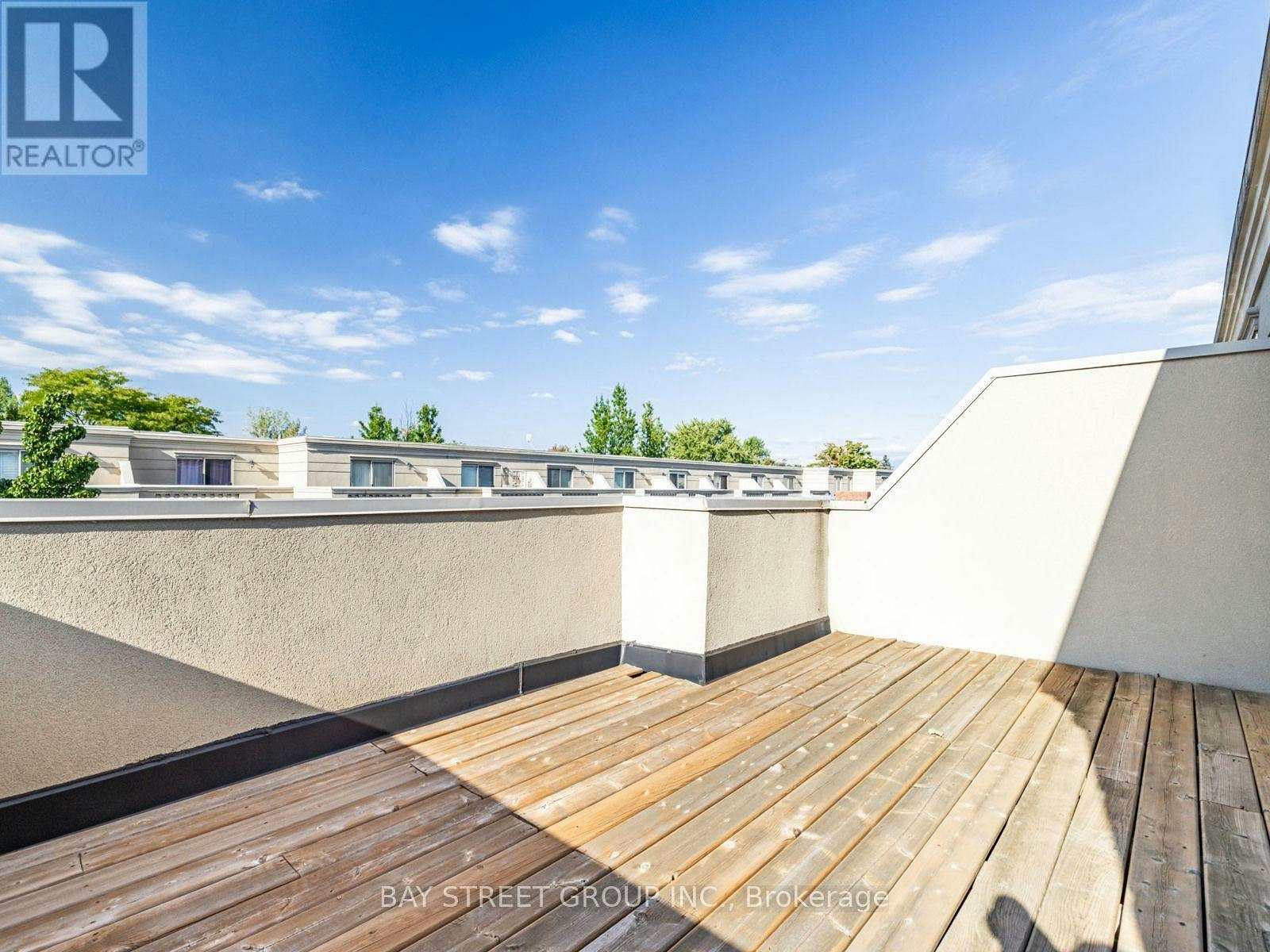 35 William Poole Way, Toronto, ON, M2N 7A6 - 36