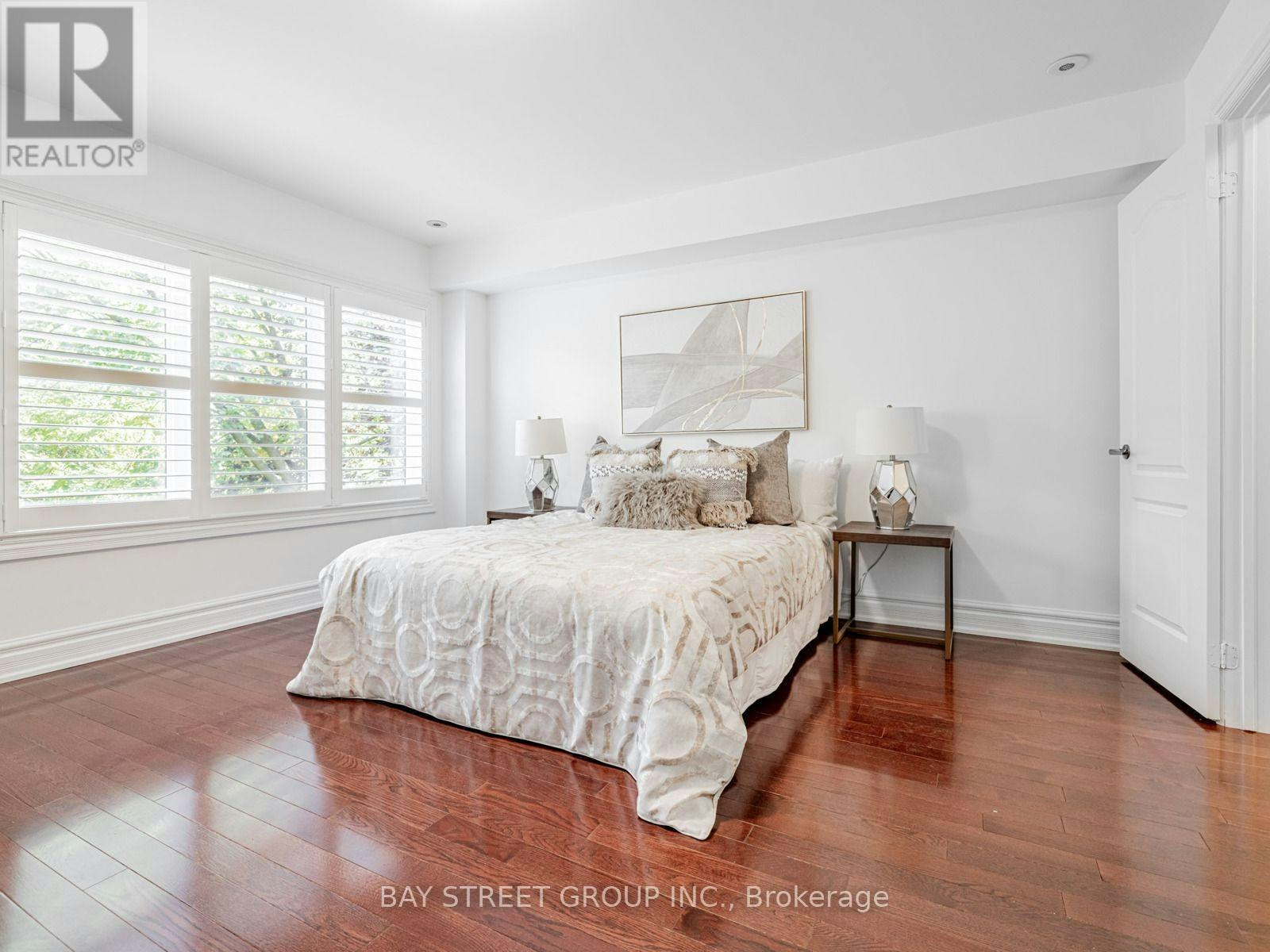 35 William Poole Way, Toronto, ON, M2N 7A6 - 24