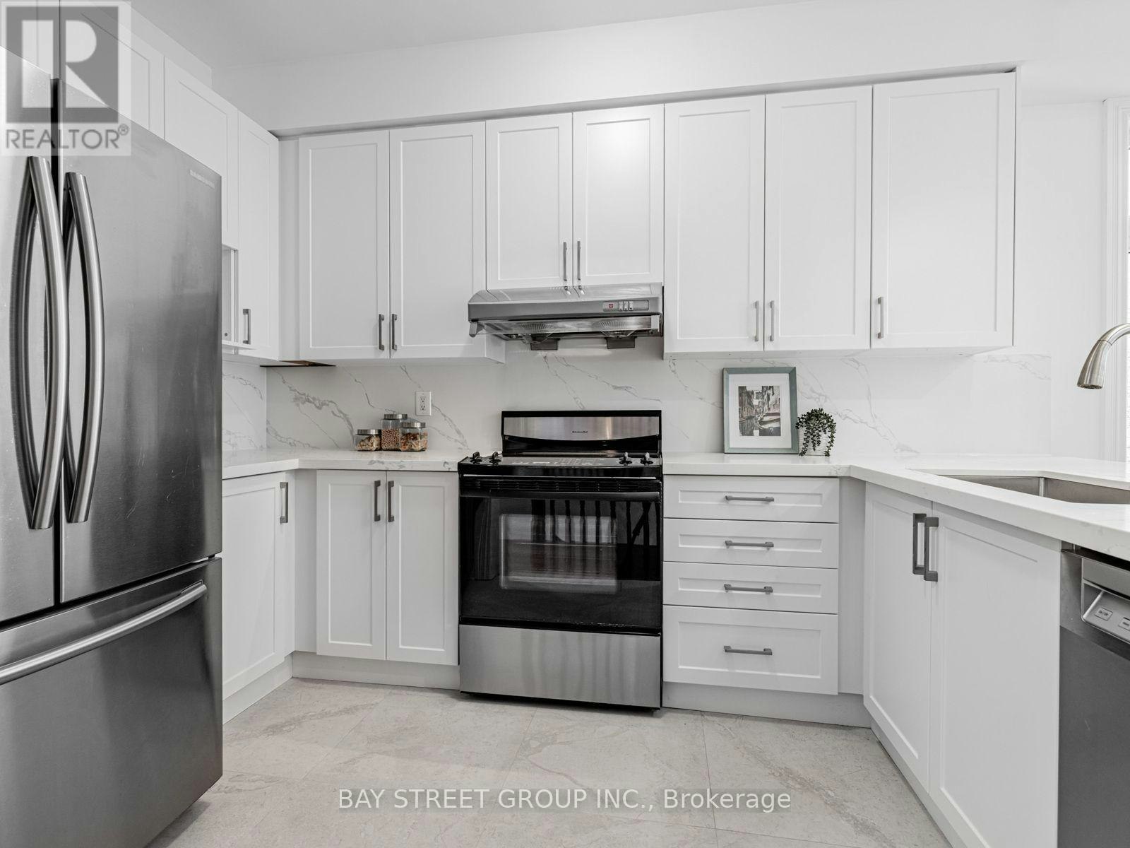 35 William Poole Way, Toronto, ON, M2N 7A6 - 15