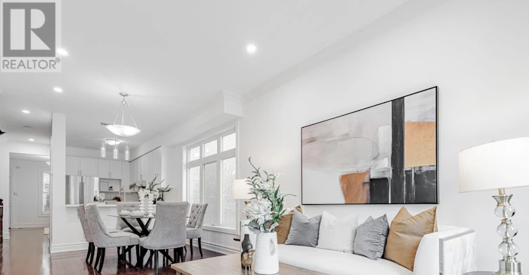35 William Poole Way, Toronto, ON, M2N 7A6 - 6