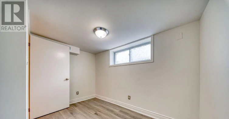 36 Merryfield Drive, Toronto, ON, M1P 1J5 - 24