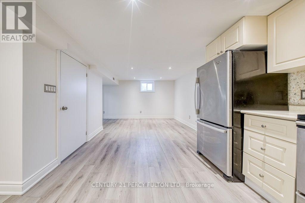 36 Merryfield Drive, Toronto, ON, M1P 1J5 - 14