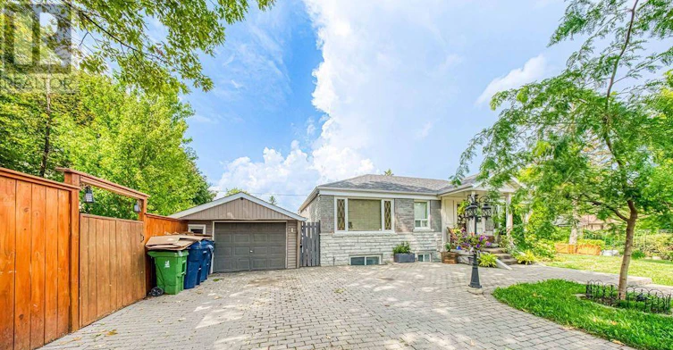 36 Merryfield Drive, Toronto, ON, M1P 1J5 - 2