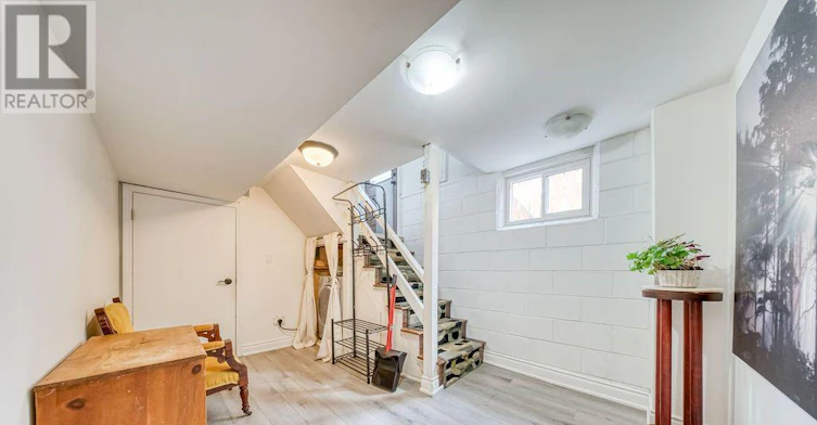 36 Merryfield Drive, Toronto, ON, M1P 1J5 - 7