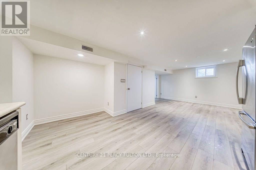 36 Merryfield Drive, Toronto, ON, M1P 1J5 - 12