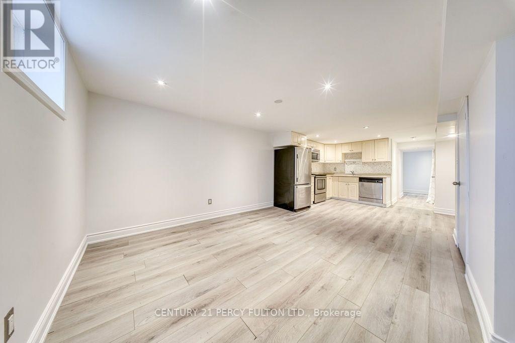 36 Merryfield Drive, Toronto, ON, M1P 1J5 - 16
