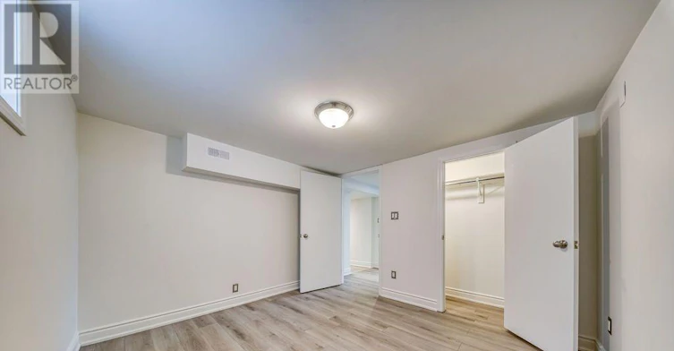 36 Merryfield Drive, Toronto, ON, M1P 1J5 - 27