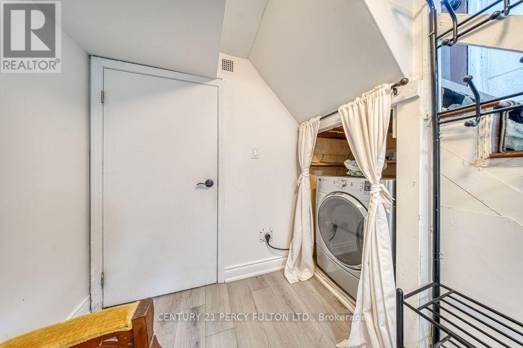 36 Merryfield Drive, Toronto, ON, M1P 1J5 - 8