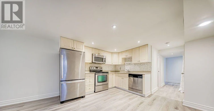 36 Merryfield Drive, Toronto, ON, M1P 1J5 - 9