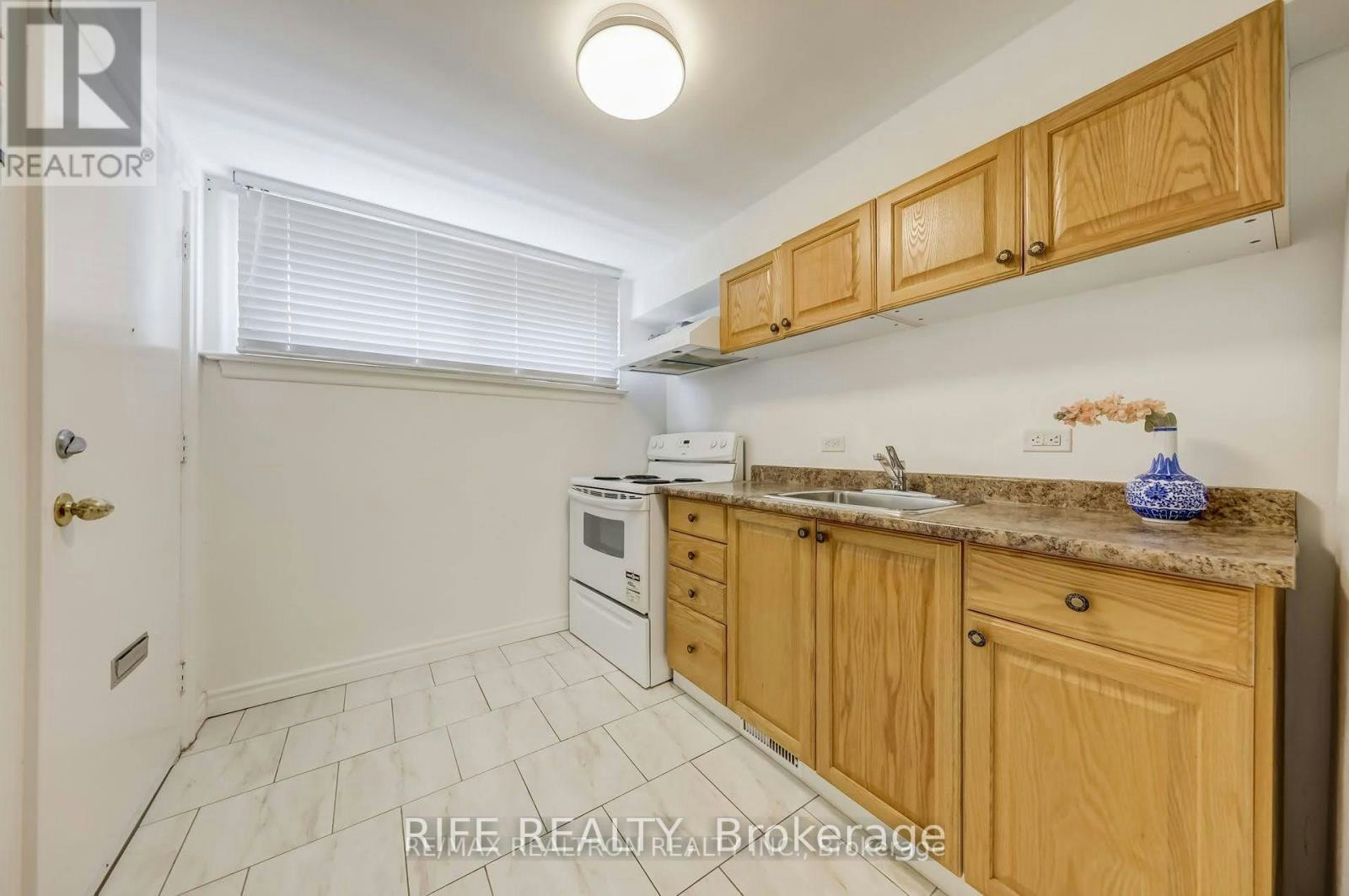 387 Willowdale Avenue, Toronto, ON, M2N 5A8 - 12