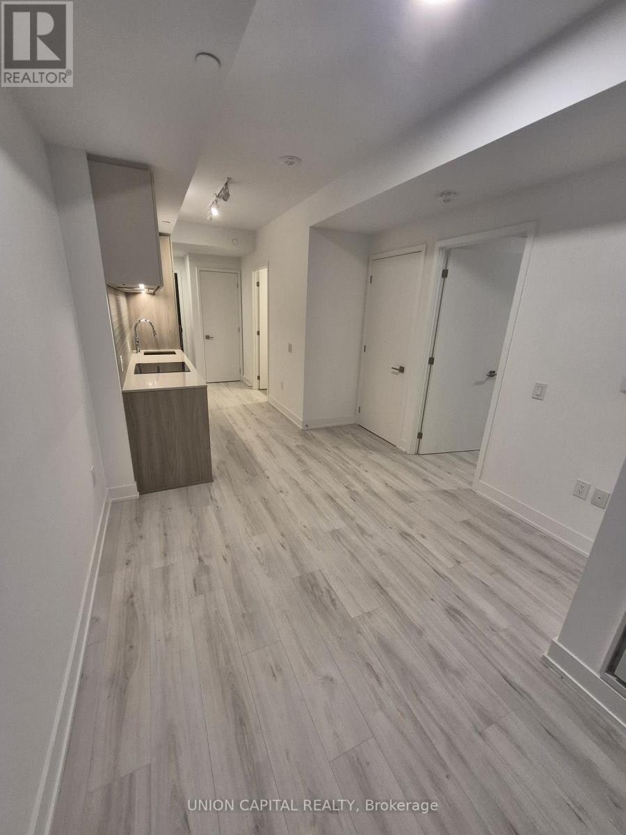 1906-36 Olive Avenue, Toronto, ON, M6G 2R8 - 4