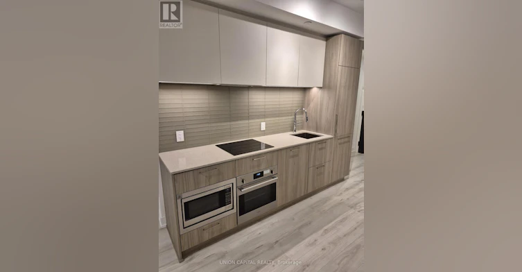 1906-36 Olive Avenue, Toronto, ON, M6G 2R8 - 2