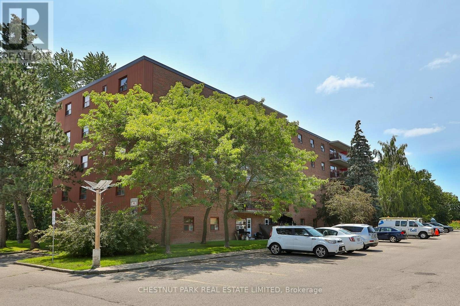 512-900 Glen Street, Oshawa, ON, L1J 5Z4 - 34