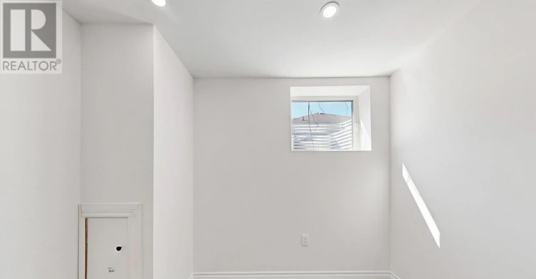 1496 Simcoe Street N, Oshawa, ON, L1G 4X7 - 29