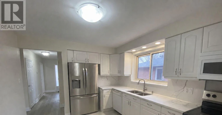MAIN-227 Fernwood Crescent, Hamilton, ON, L8T 3L7 - 7