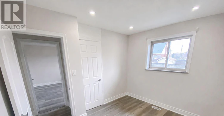 MAIN-227 Fernwood Crescent, Hamilton, ON, L8T 3L7 - 10