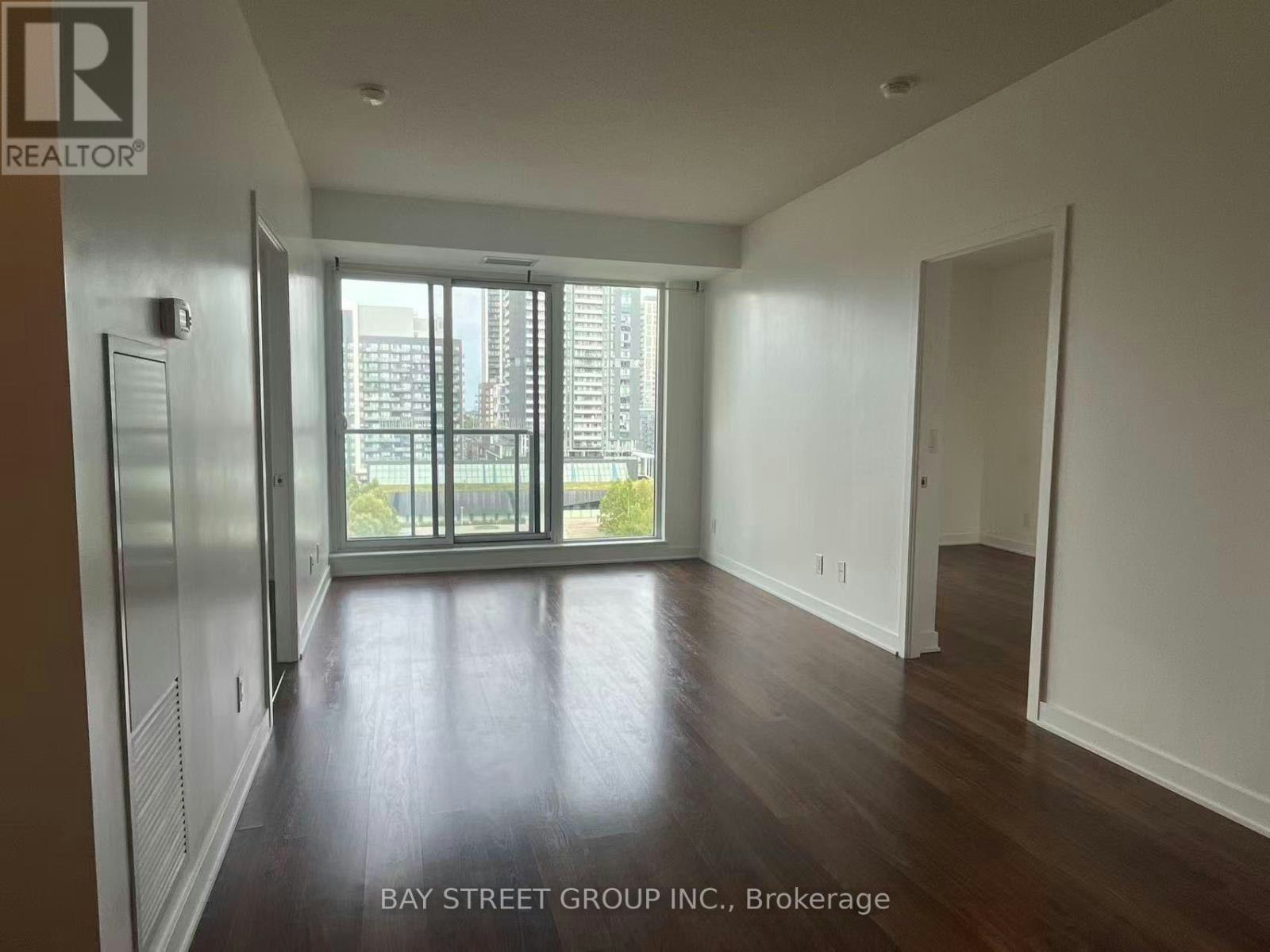 909-260 Sackville Street, Toronto, ON, M5A 0B3 - 4