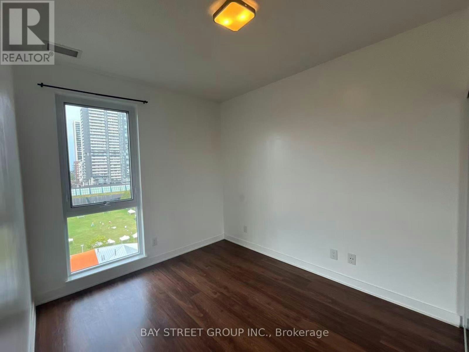 909-260 Sackville Street, Toronto, ON, M5A 0B3 - 14