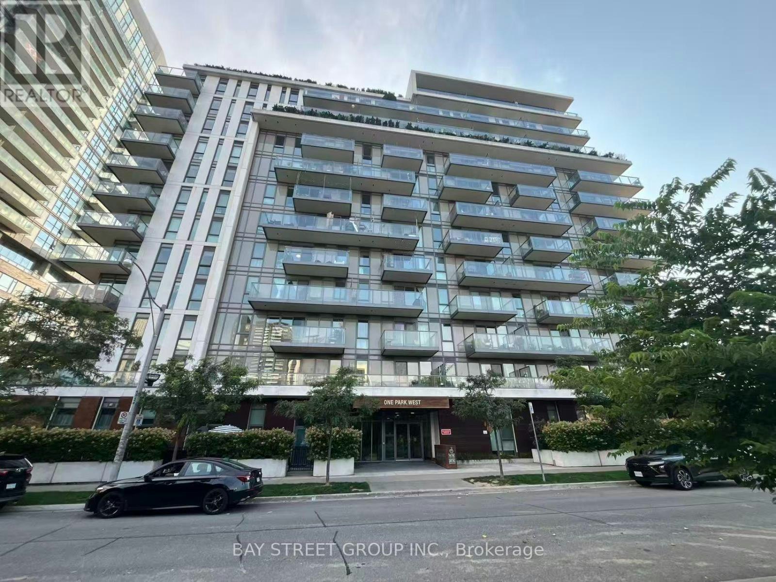 909-260 Sackville Street, Toronto, ON, M5A 0B3