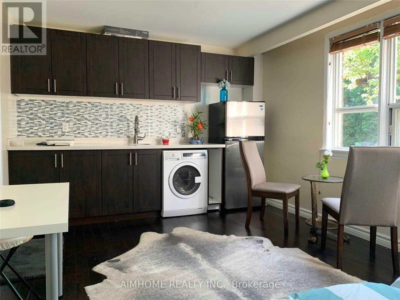 1-68 Claver Avenue S, Toronto, ON, M6B 2W2 - 4