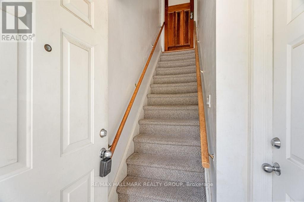 2-359 Dominion Avenue, Ottawa, ON, K2A 2H1 - 3