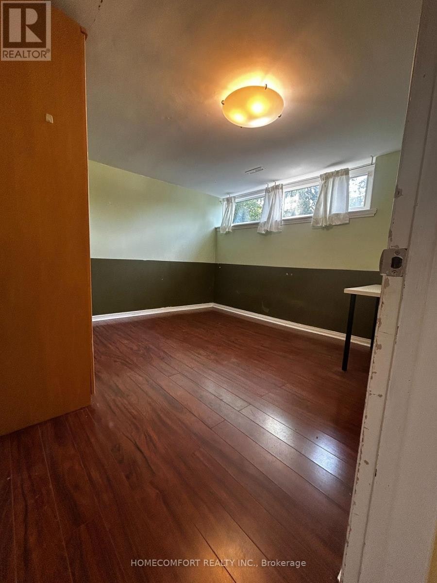BSMT-80 Aspenwood Drive, Toronto, ON, M2H 2E9 - 2