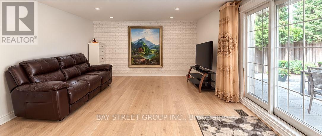 ROOM-45 Foxwarren Drive, Toronto, ON, M2K 1L1 - 9