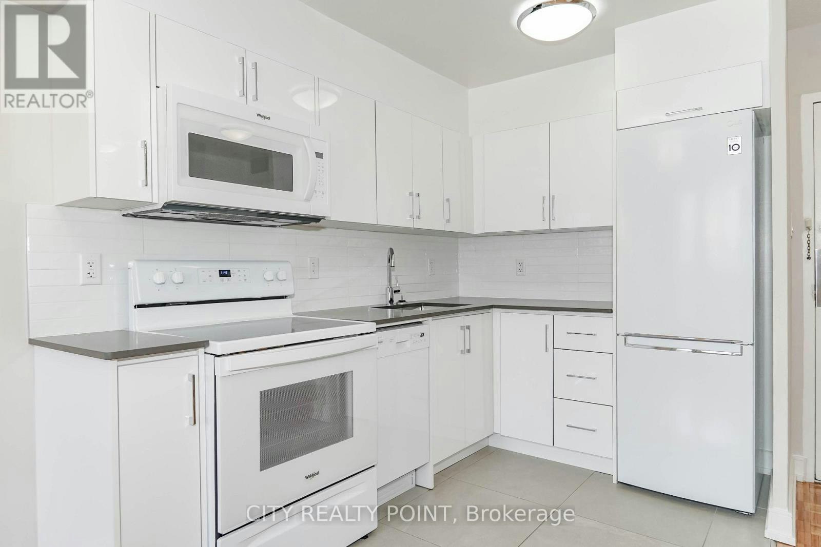 807-1500 Bathurst Street, Toronto, ON, M5P 3L3 - 9
