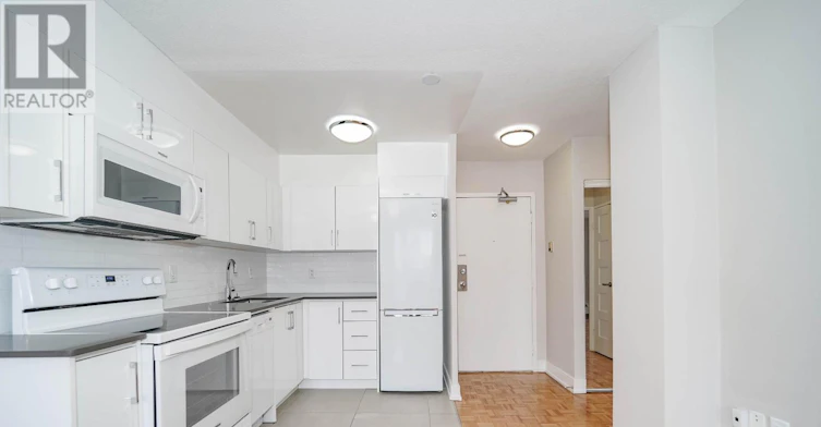 807-1500 Bathurst Street, Toronto, ON, M5P 3L3 - 8