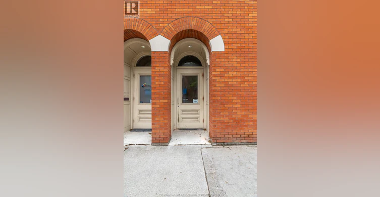203-138 King Street West, Chatham-Kent, ON, N7M 1E3 - 4