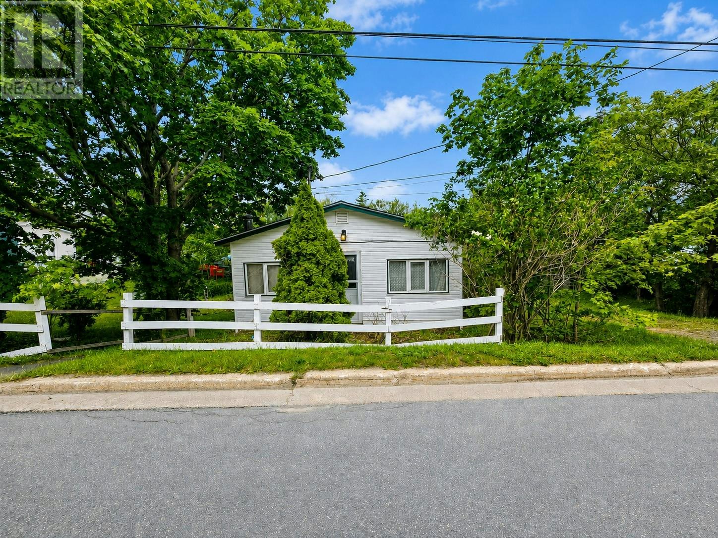 31 Church Road, Conception Bay South, NL, A1X 7H1