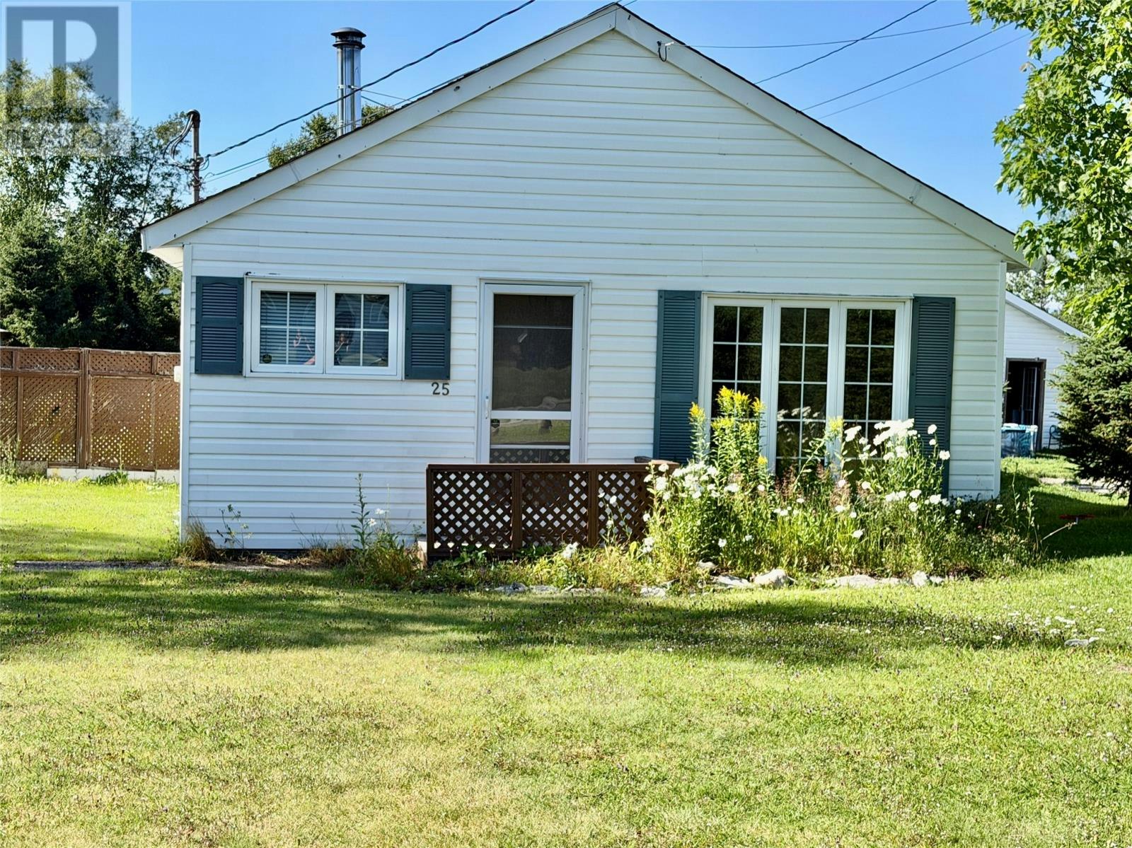 25 Hancock Road, Deer Lake, NL, A8A 1E1