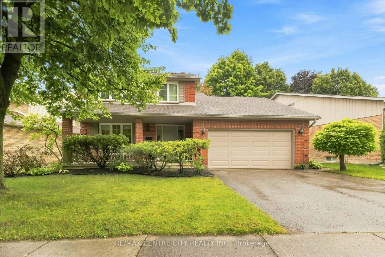 194 Whisperwood Avenue, London, ON, N6K 4C8