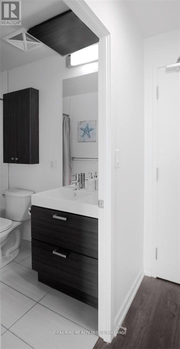 1110-62 Forest Manor Road, Toronto, ON, M2J 0B6 - 12