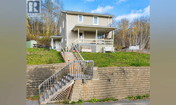 73 Daigles Street