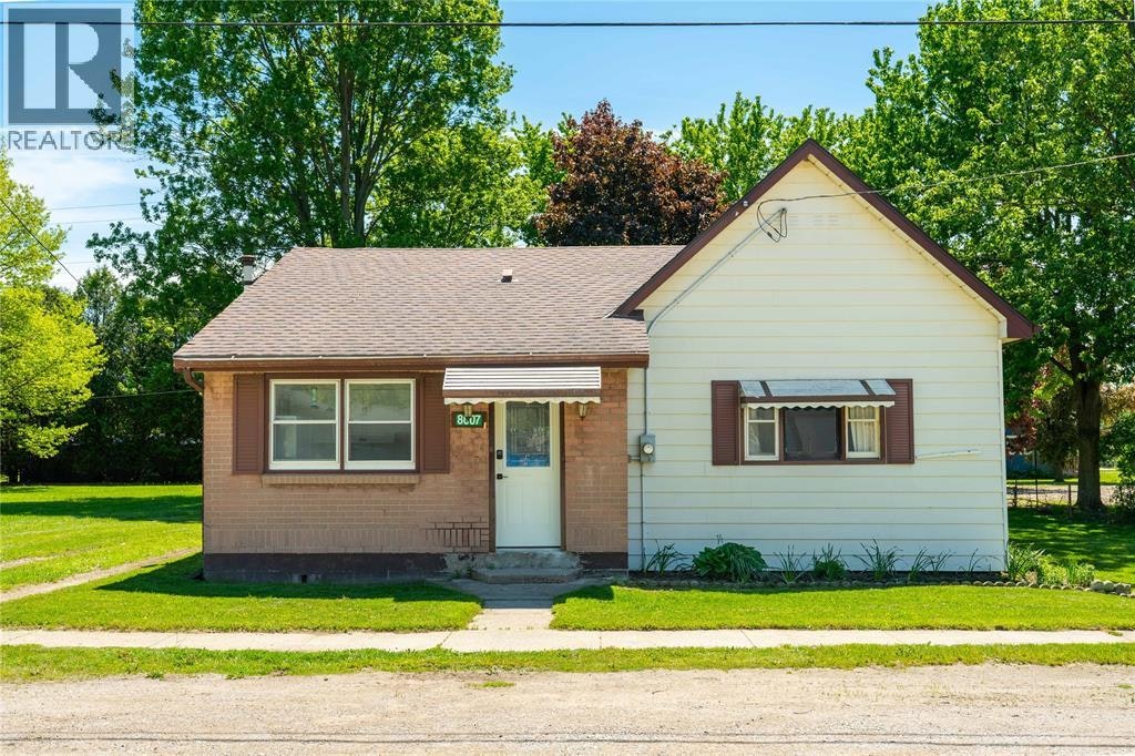 8007 Railroad Line, Brooke-Alvinston, ON, N0N 1A0