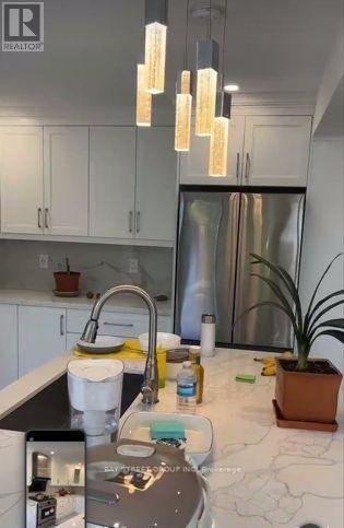 UPPER2-3177 Colonial Drive, Mississauga, ON, L5L 5L3 - 5