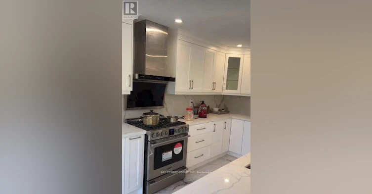 UPPER2-3177 Colonial Drive, Mississauga, ON, L5L 5L3 - 4